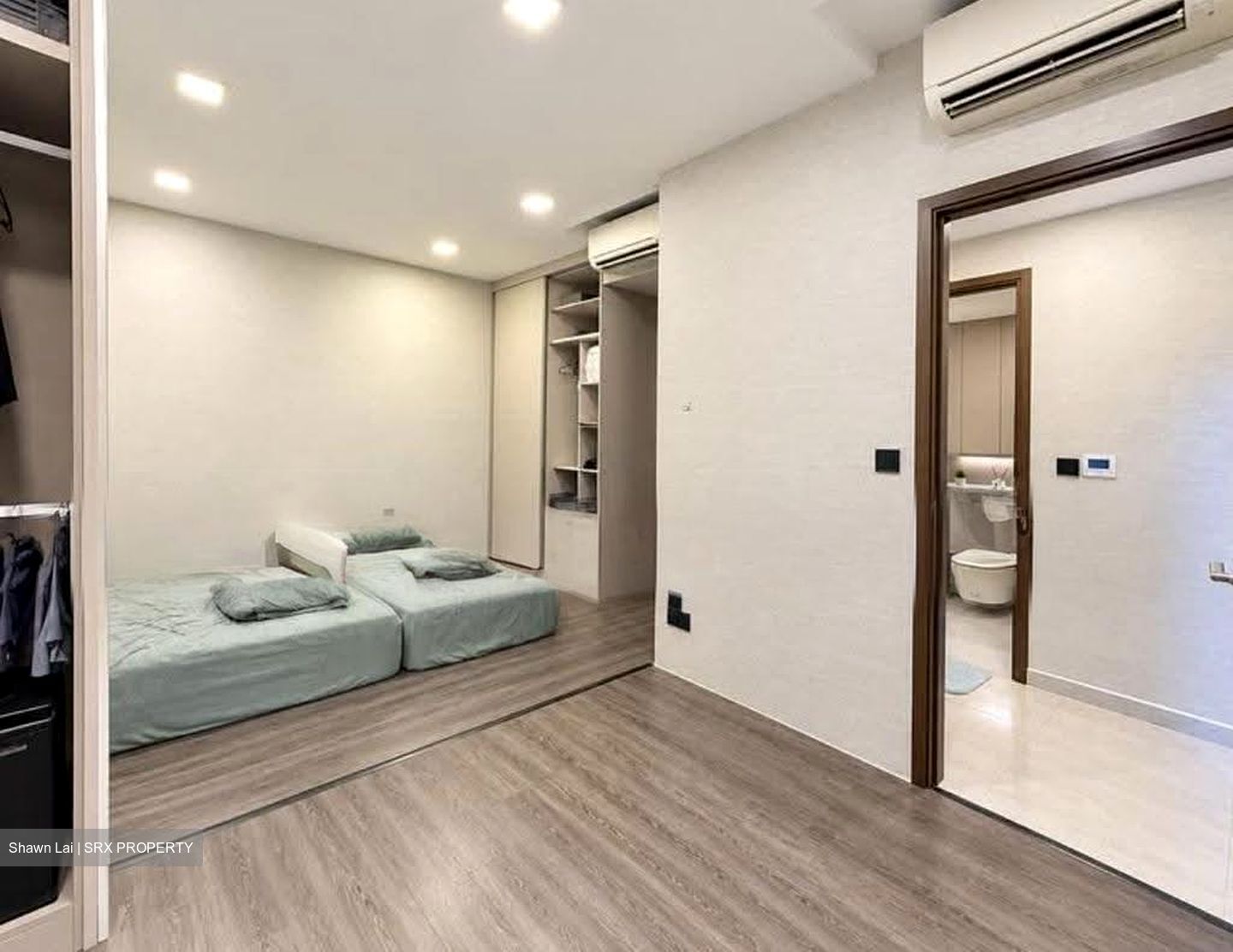 Symphony Suites (D27), Condominium #637949431